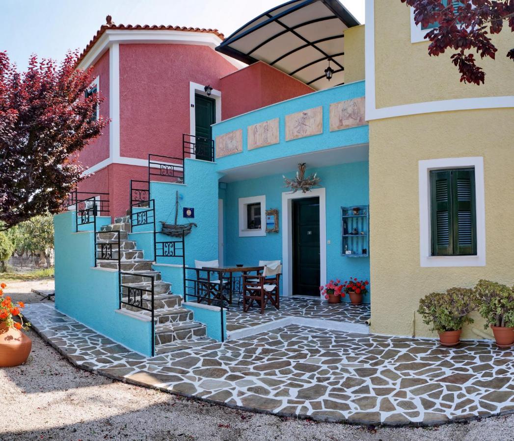 Loutrópolis Thermís Heliatoras Studios מראה חיצוני תמונה