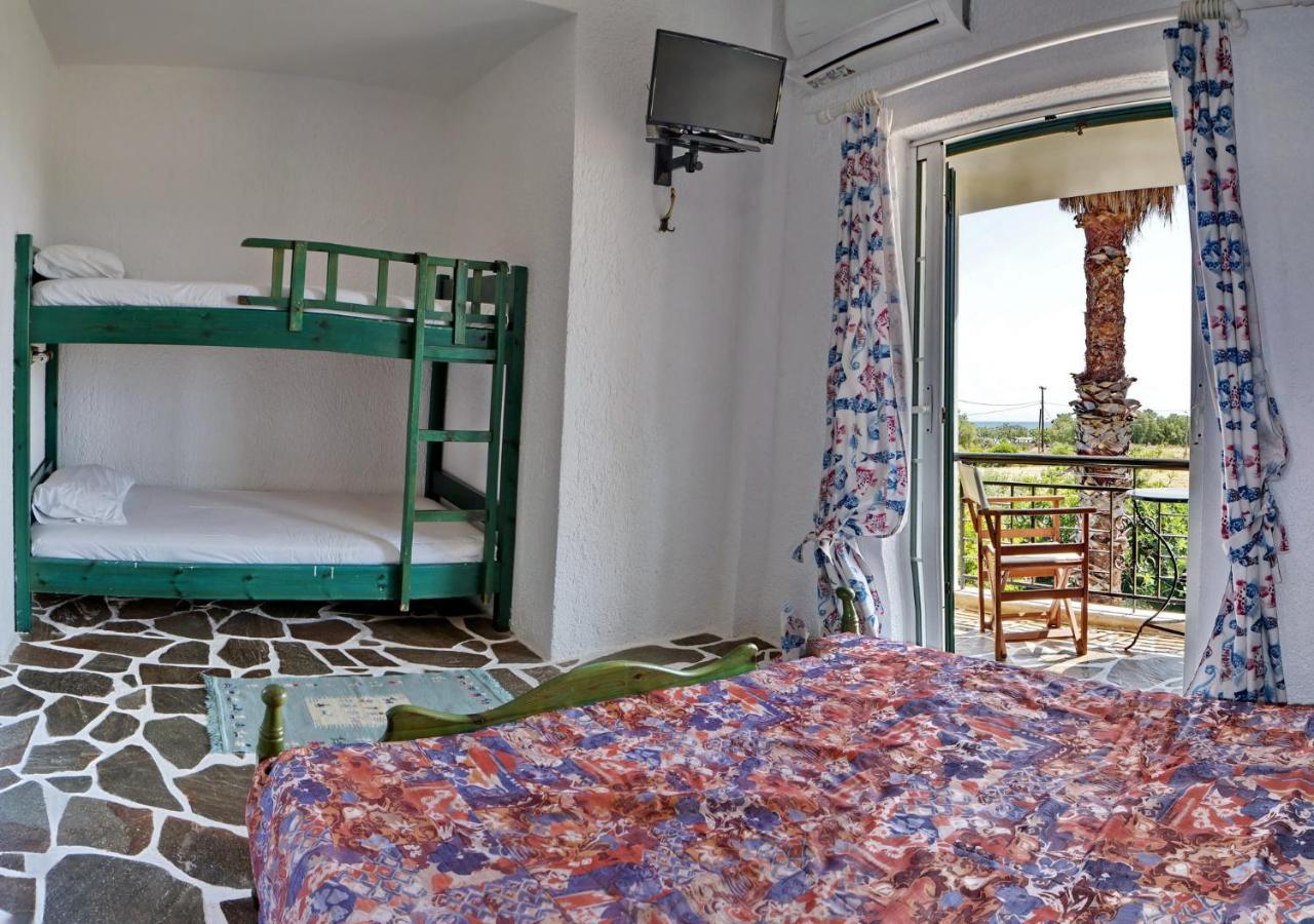 Loutrópolis Thermís Heliatoras Studios מראה חיצוני תמונה