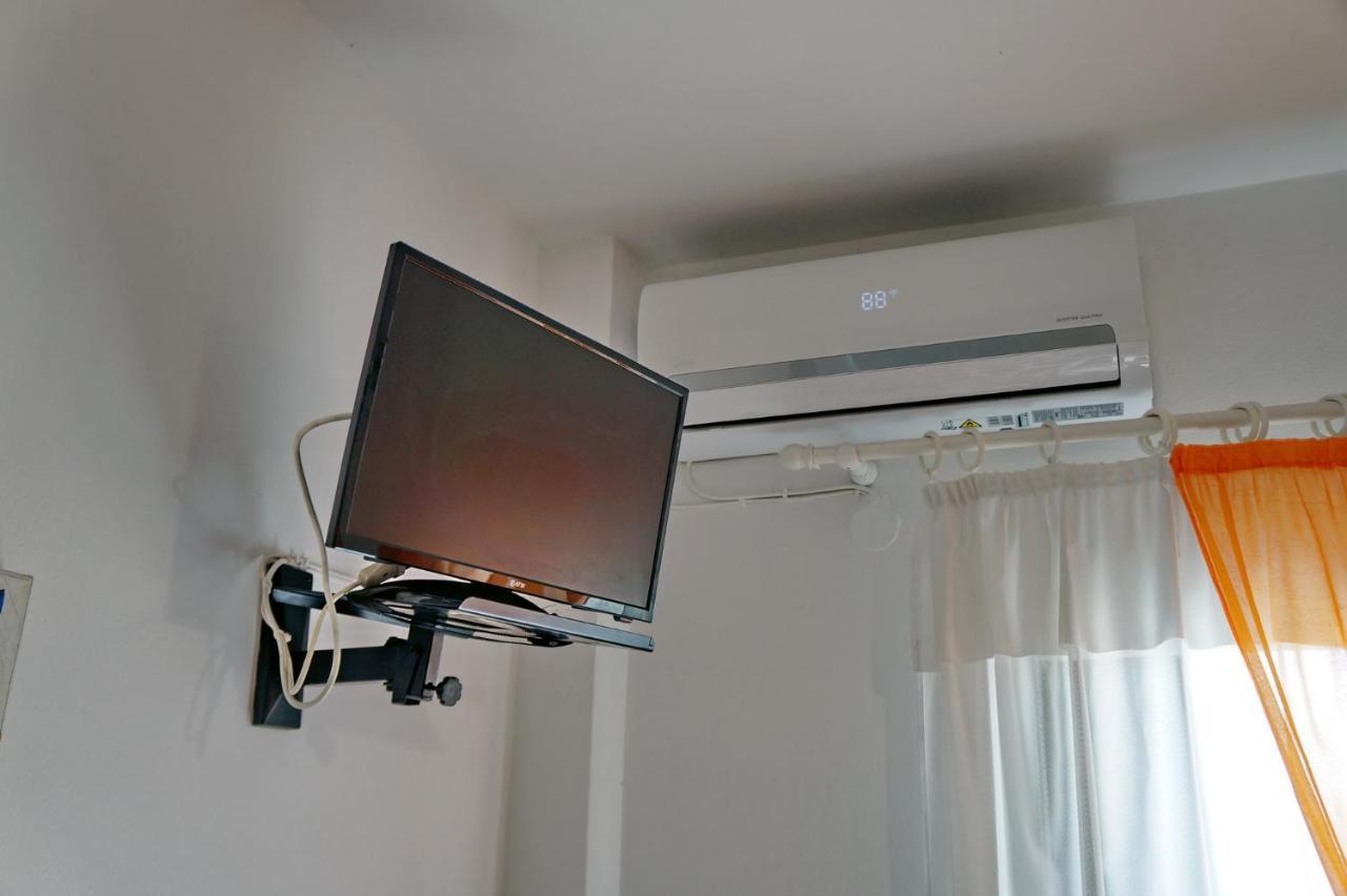 Loutrópolis Thermís Heliatoras Studios מראה חיצוני תמונה