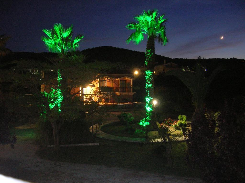 Loutrópolis Thermís Heliatoras Studios מראה חיצוני תמונה